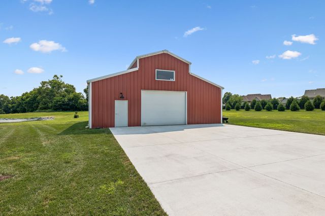 1083 Caballo Trl, Gallatin, TN 37066