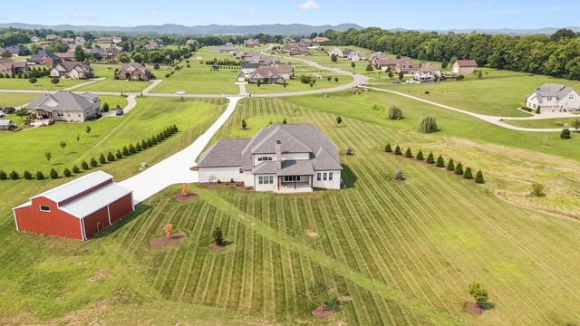 1083 Caballo Trl, Gallatin, TN 37066