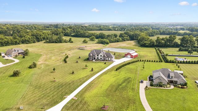 1083 Caballo Trl, Gallatin, TN 37066