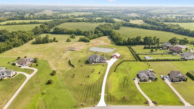 1083 Caballo Trl, Gallatin, TN 37066