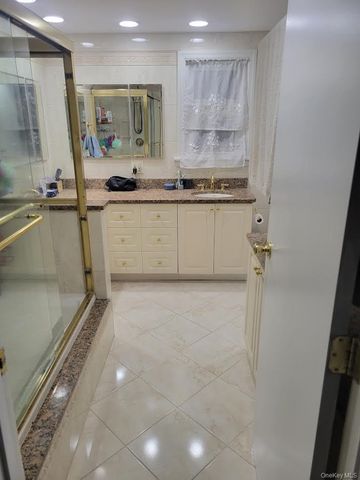 81 Union Avenue 81, Amityville, NY 11701