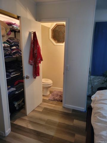 81 Union Avenue 81, Amityville, NY 11701