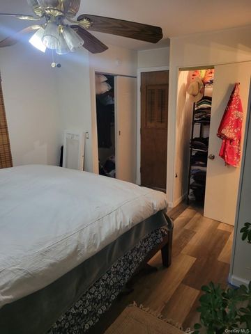 81 Union Avenue 81, Amityville, NY 11701