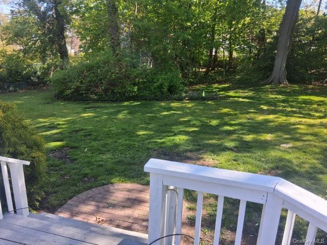 81 Union Avenue 81, Amityville, NY 11701