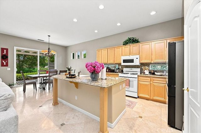 24211 Whitetail, Corona, CA 92883