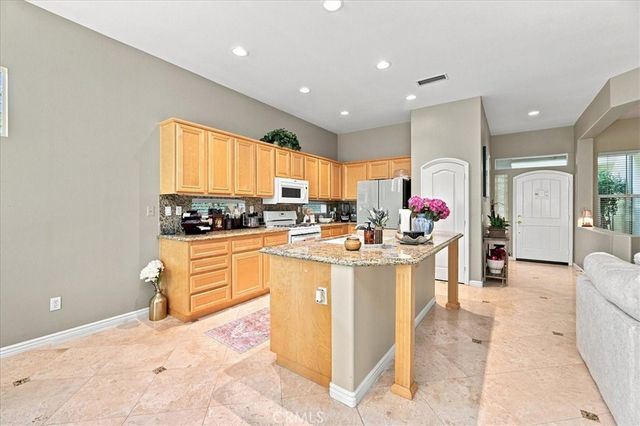 24211 Whitetail, Corona, CA 92883
