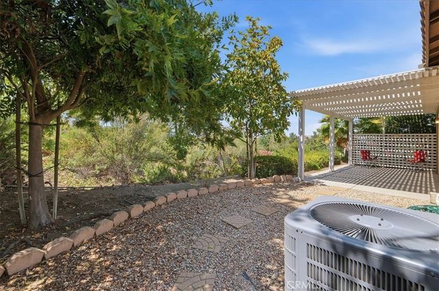 24211 Whitetail, Corona, CA 92883