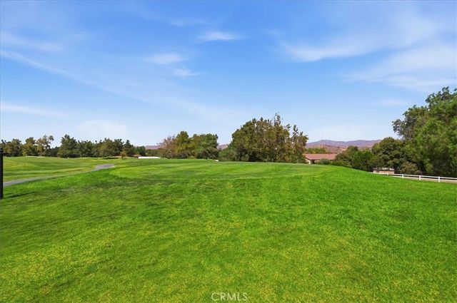 24211 Whitetail, Corona, CA 92883