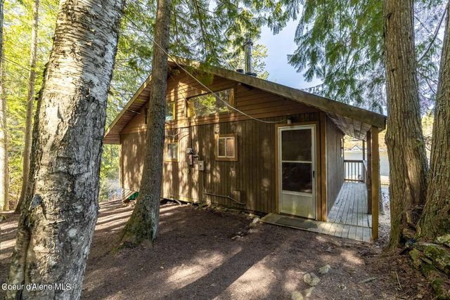 7771 W CHANNEL LN, Rathdrum, ID 83858