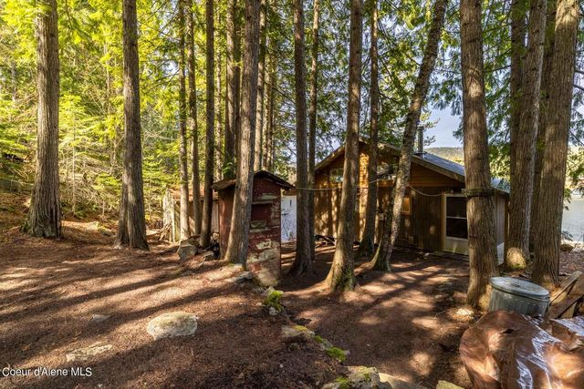 7771 W CHANNEL LN, Rathdrum, ID 83858