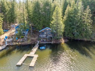 7771 W CHANNEL LN, Rathdrum, ID 83858