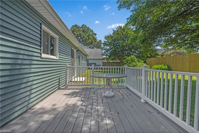 4505 William Pitt LN, Virginia Beach, VA 23462