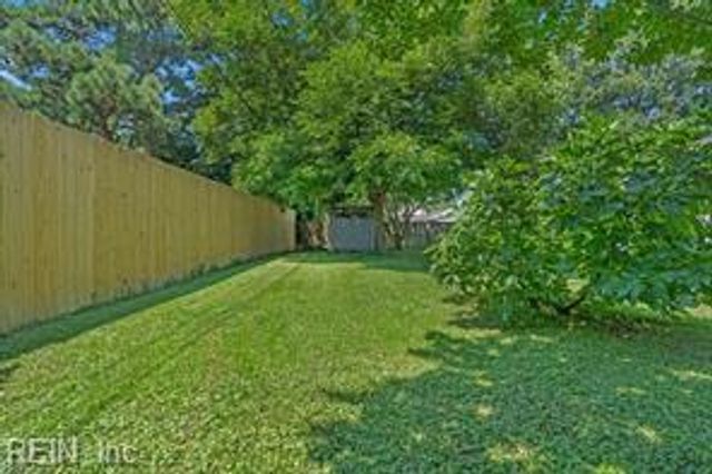 4505 William Pitt LN, Virginia Beach, VA 23462