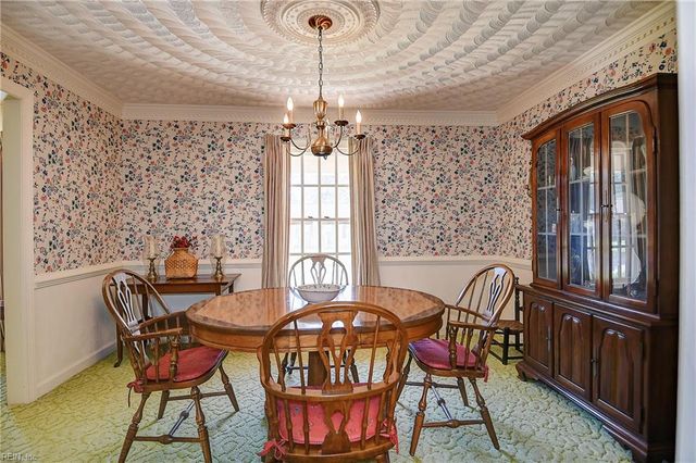 4504 Old English CIR, Virginia Beach, VA 23455