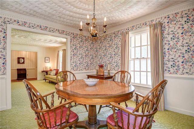 4504 Old English CIR, Virginia Beach, VA 23455