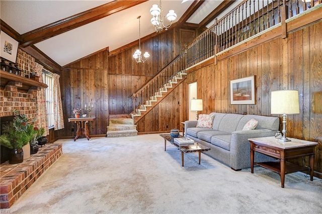 4504 Old English CIR, Virginia Beach, VA 23455