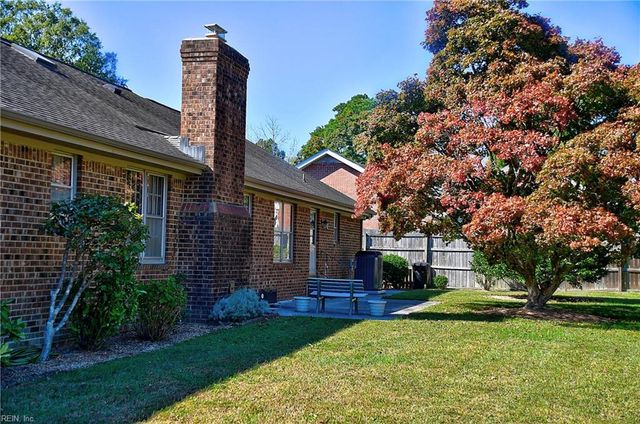 4504 Old English CIR, Virginia Beach, VA 23455