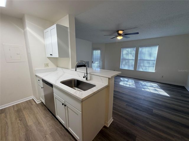 5986 WESTGATE DRIVE 204, Orlando, FL 32835