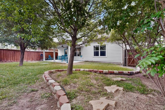 2166 Callahan Drive, Forney, TX 75126