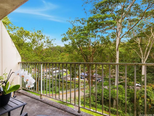 95-2039 Waikalani Place C406, Mililani, HI 96789