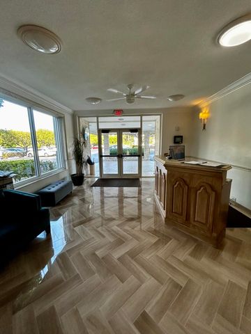 2840 S Ocean Boulevard 2210, Palm Beach, FL 33480