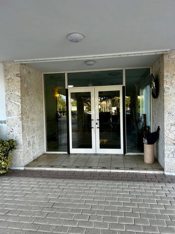 2840 S Ocean Boulevard 2210, Palm Beach, FL 33480