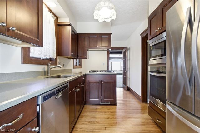 1762 Donwell Drive, South Euclid, OH 44121