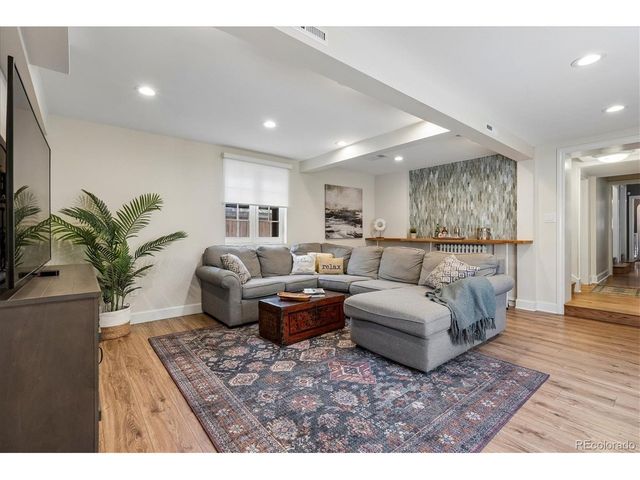 1745 Monaco Pkwy, Denver, CO 80220