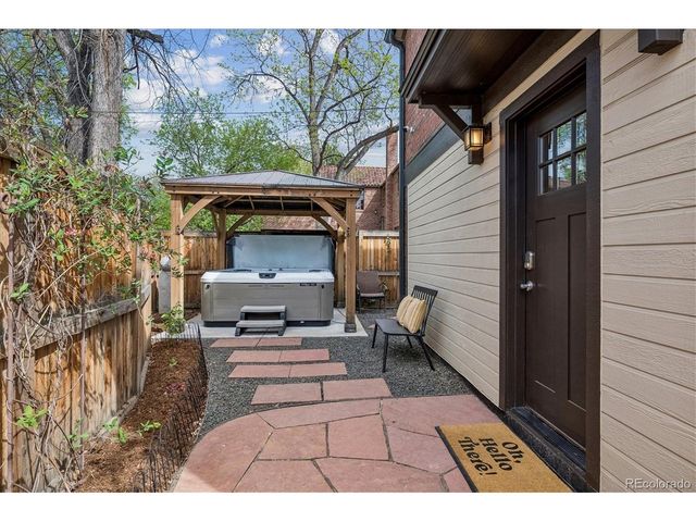 1745 Monaco Pkwy, Denver, CO 80220