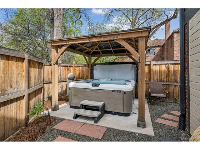 1745 Monaco Pkwy, Denver, CO 80220