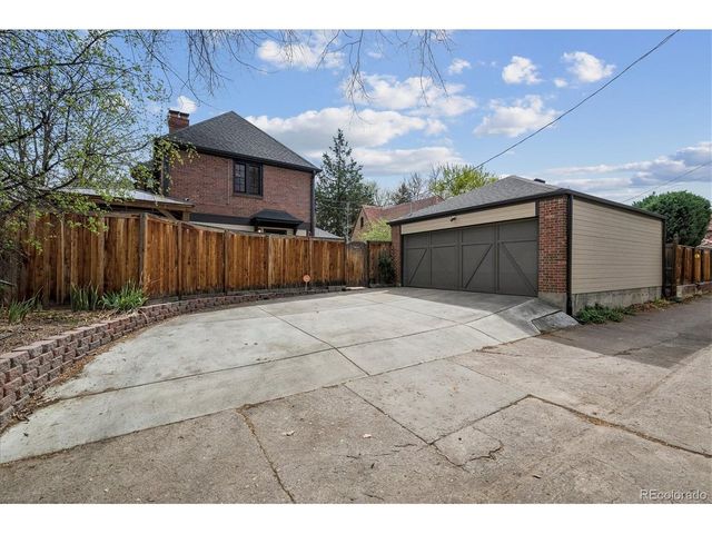 1745 Monaco Pkwy, Denver, CO 80220
