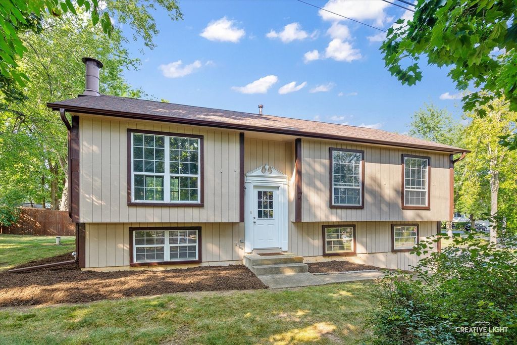 23726 N Overhill Drive, Lake Zurich, IL 60047 — exterior