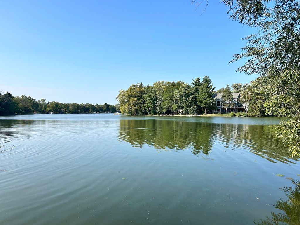 23726 N Overhill Drive, Lake Zurich, IL 60047 — photo 2