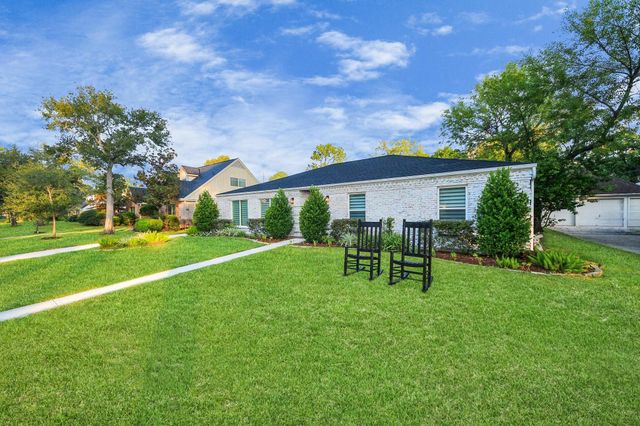 12318 Queensbury Lane, Houston, TX 77024