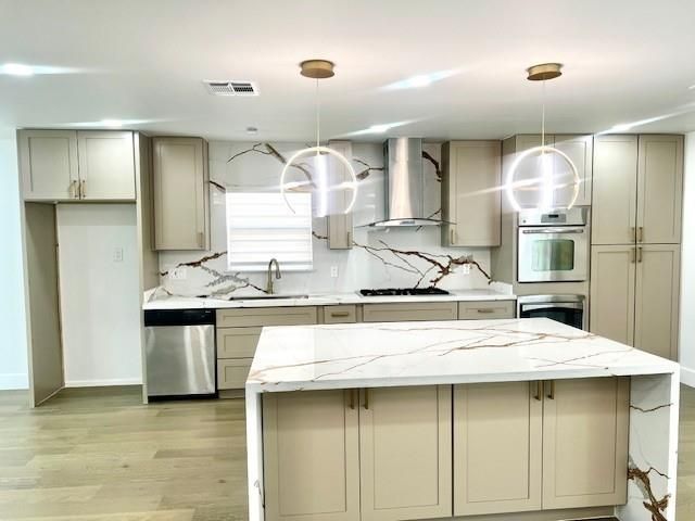 12318 Queensbury Lane, Houston, TX 77024