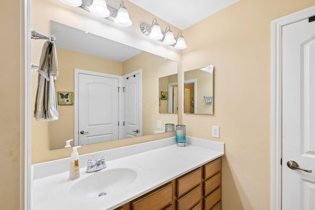 5577 Tumbling Creek Drive, 51, Dublin, OH 43016