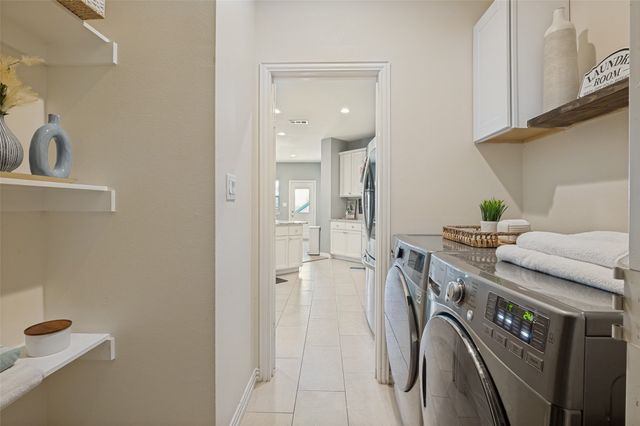 2723 Pike Drive, Lancaster, TX 75134