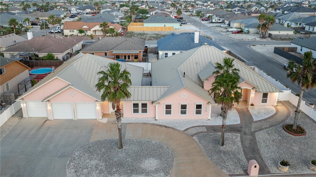 14746 AQUARIUS St, Corpus Christi, TX 78418