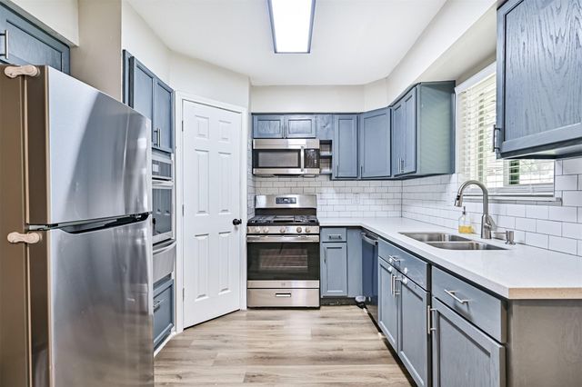 15711 Sea Liner Drive, Houston, TX 77062