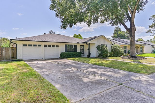 15711 Sea Liner Drive, Houston, TX 77062