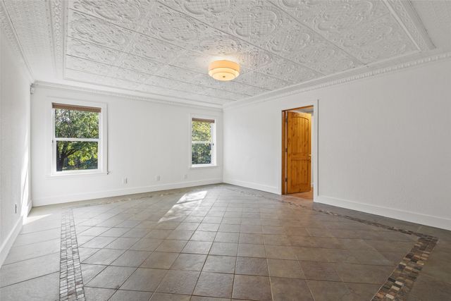 411 Hidden Meadows Lane, Denison, TX 75021