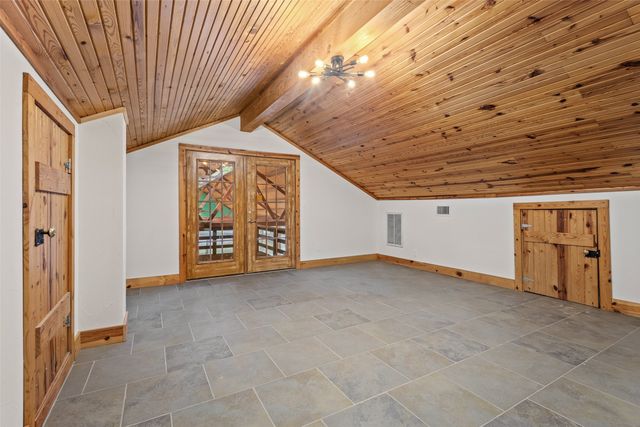 411 Hidden Meadows Lane, Denison, TX 75021