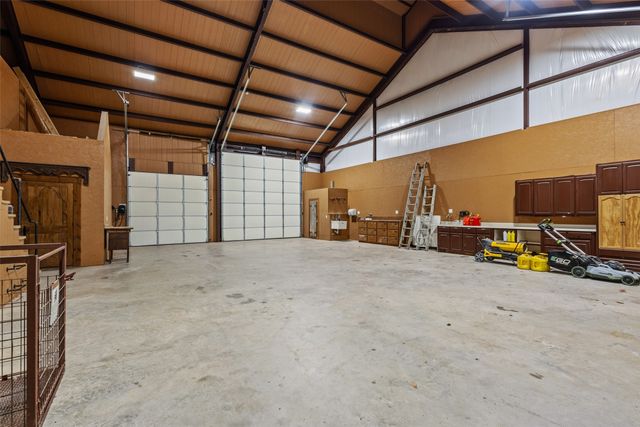 411 Hidden Meadows Lane, Denison, TX 75021