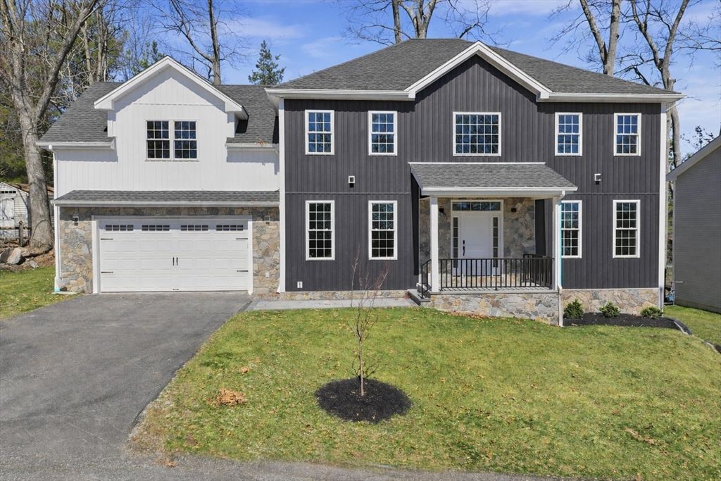 6 Barrows Rd, Worcester, MA 01609