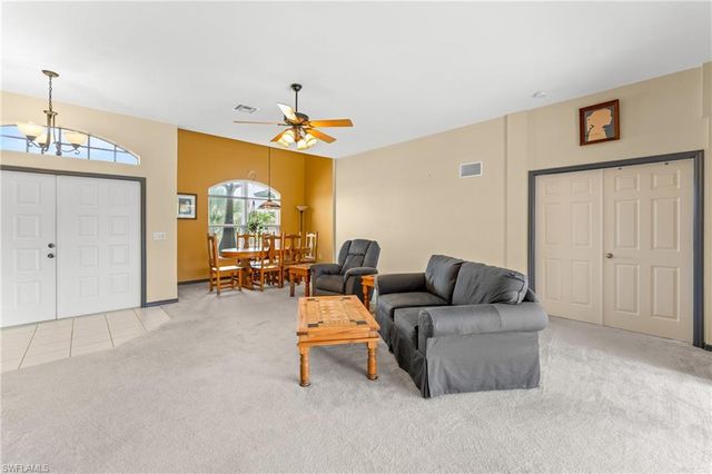 1128 SW 41st TER, Cape Coral, FL 33914