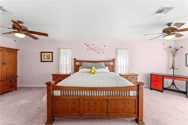 1128 SW 41st TER, Cape Coral, FL 33914