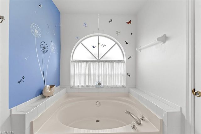 1128 SW 41st TER, Cape Coral, FL 33914