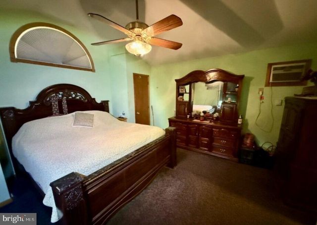 24 BEARDSLEE RD, Millstone, NJ 08844