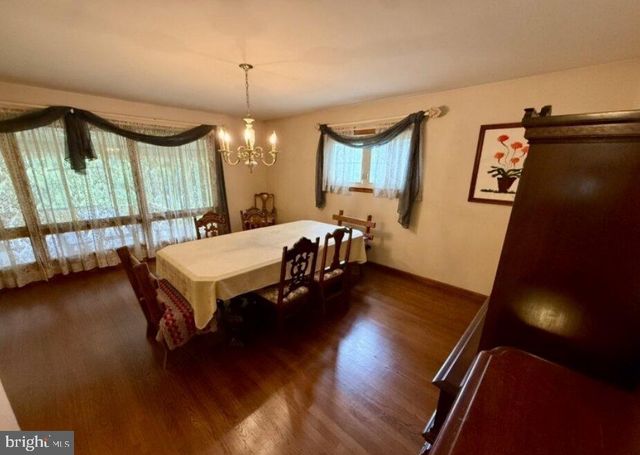 24 BEARDSLEE RD, Millstone, NJ 08844