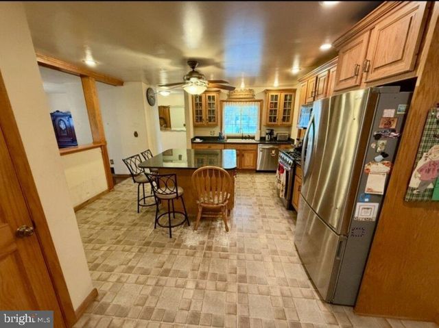 24 BEARDSLEE RD, Millstone, NJ 08844